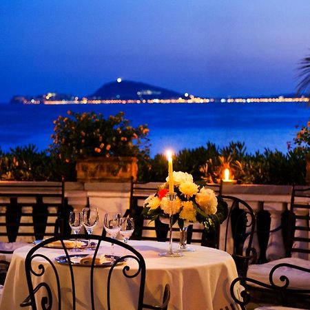 Grande Albergo Miramare Formia Esterno foto