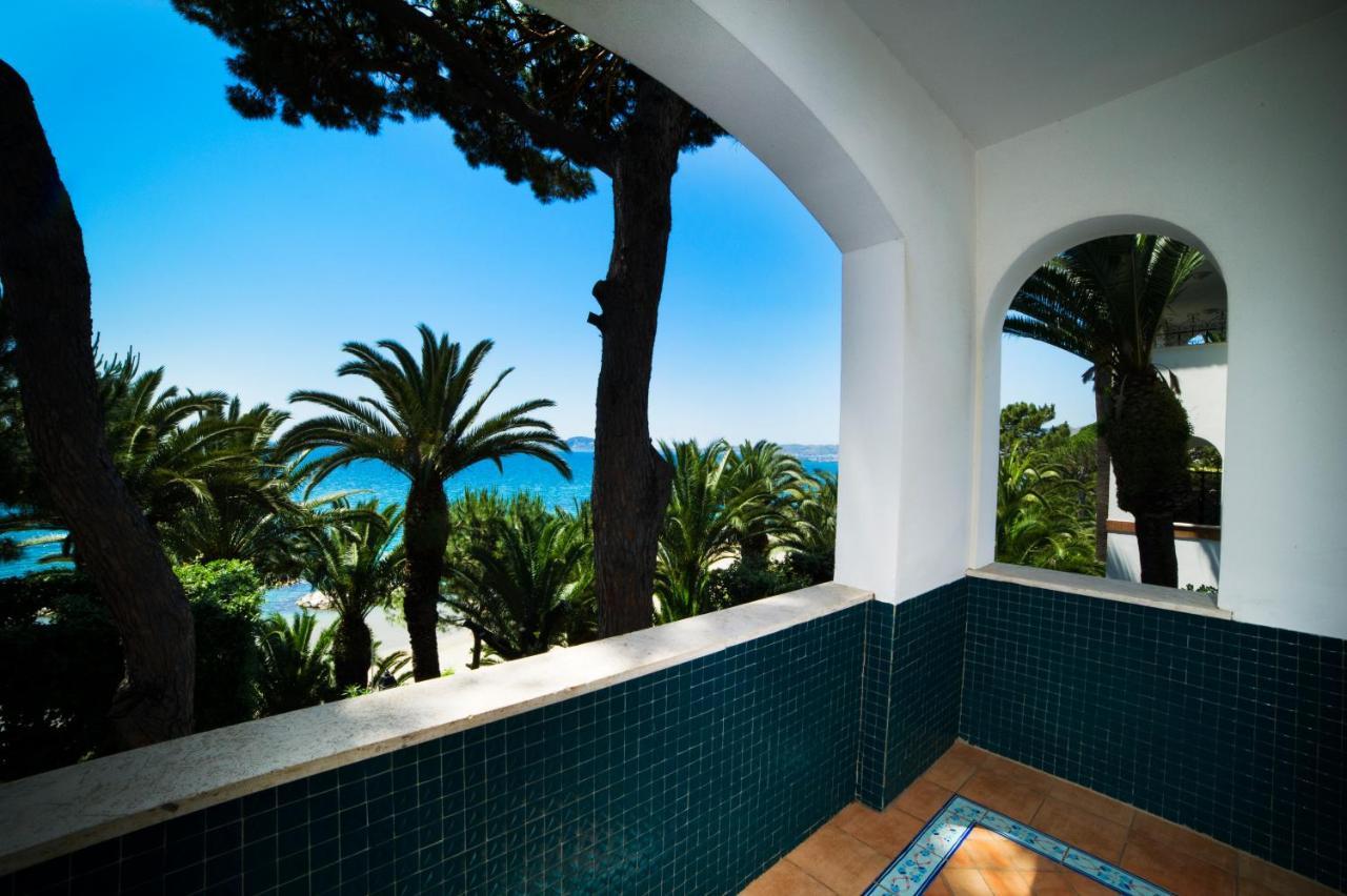 Grande Albergo Miramare Formia Esterno foto