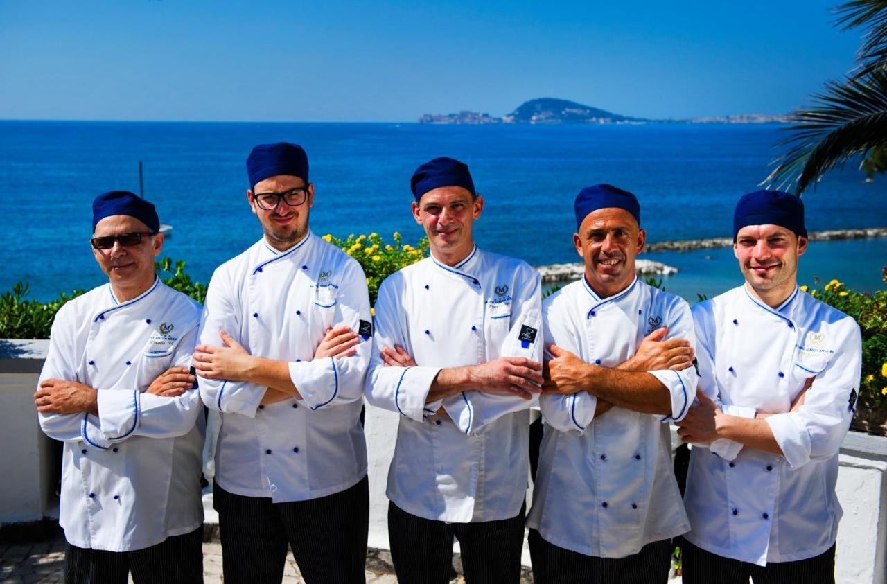 Grande Albergo Miramare Formia Esterno foto