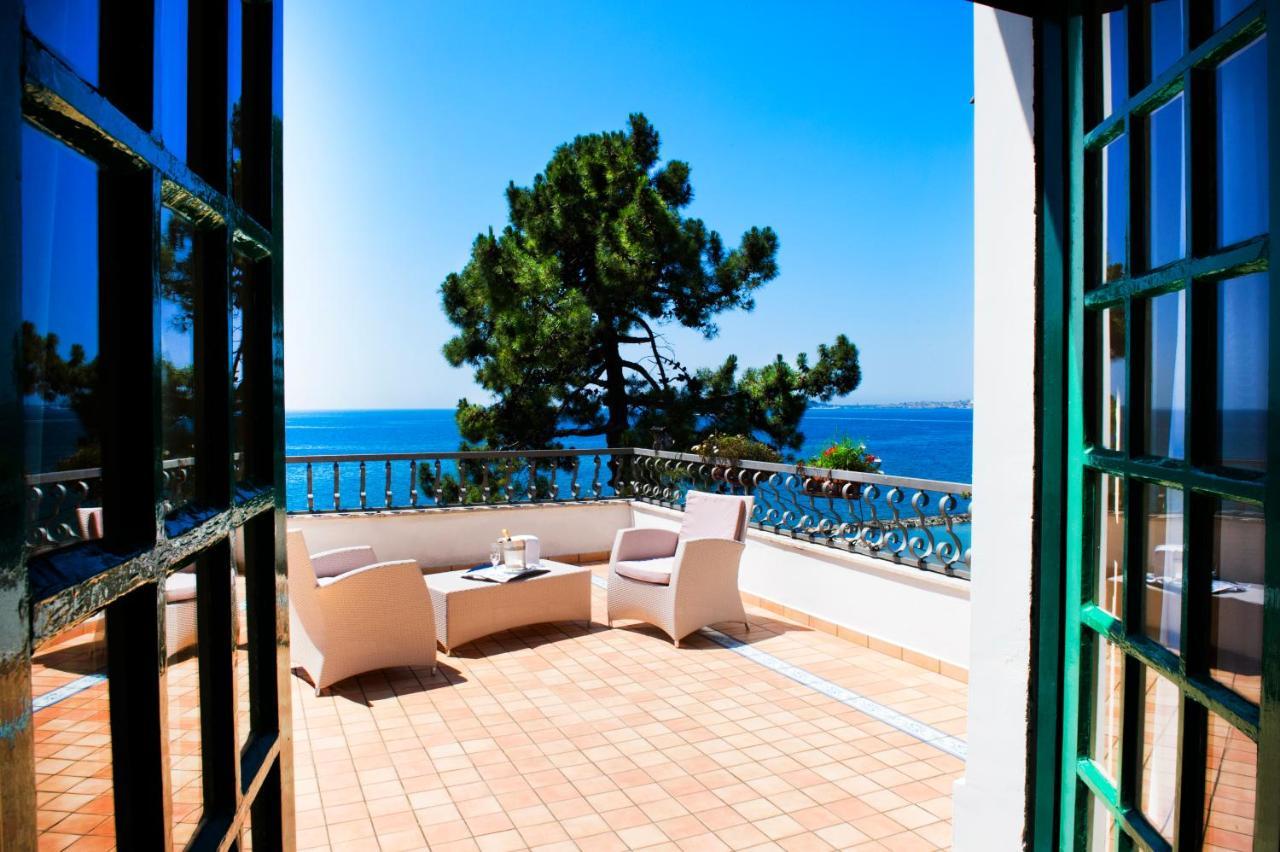 Grande Albergo Miramare Formia Esterno foto